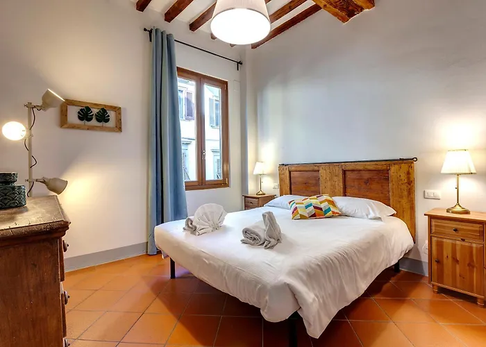 Zeno Apartment